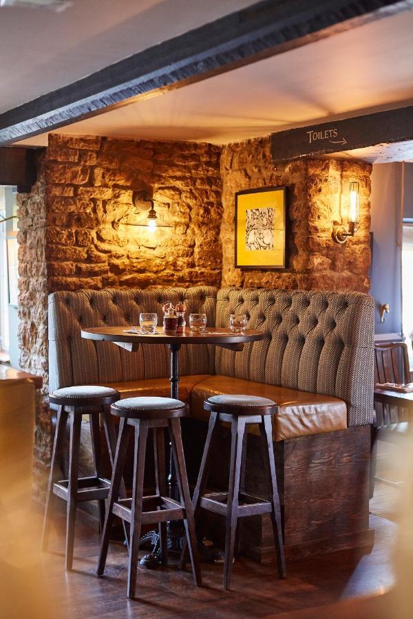 The Swan Inn Winscombe Exterior foto